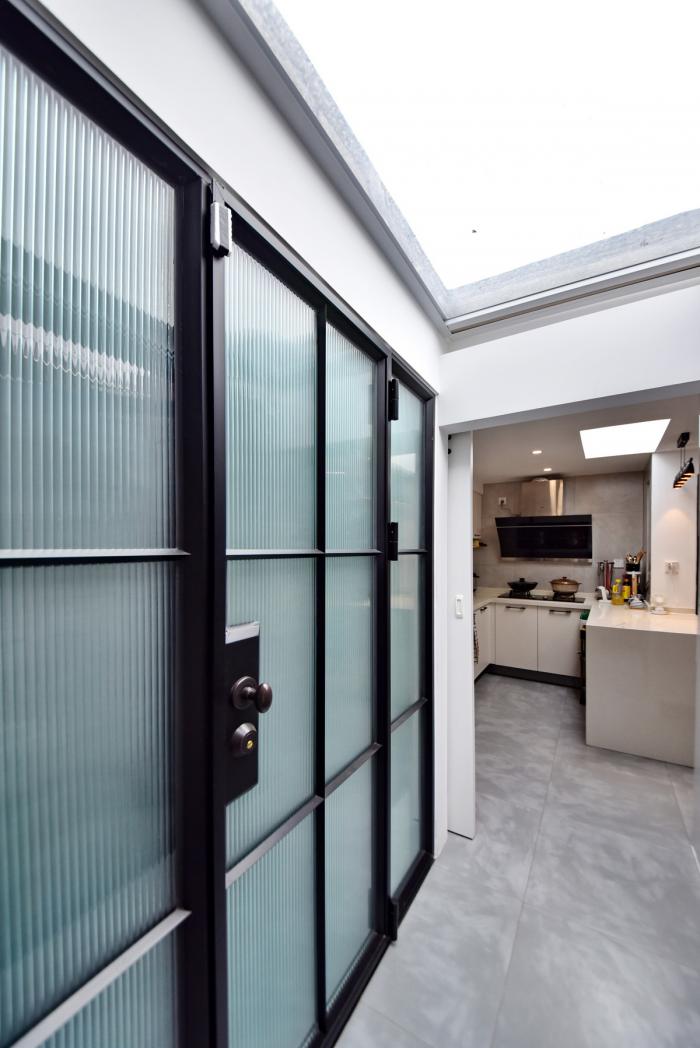 BIM建筑|后海婚房，胡同大杂院里年轻人的居所更新 / 清筑建筑