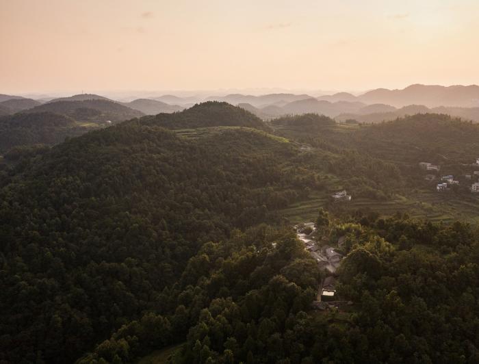 BIM建筑|百美村宿•拉毫石屋 / 原榀建筑事务所