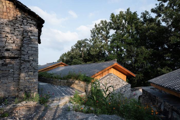 BIM建筑|百美村宿•拉毫石屋 / 原榀建筑事务所