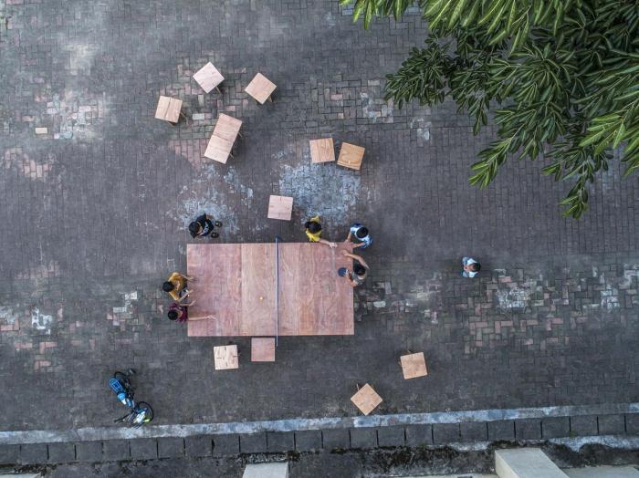 BIM建筑|城市搭建&乡村重生，“低技派”的胶合板的灵活运用 / ROOI