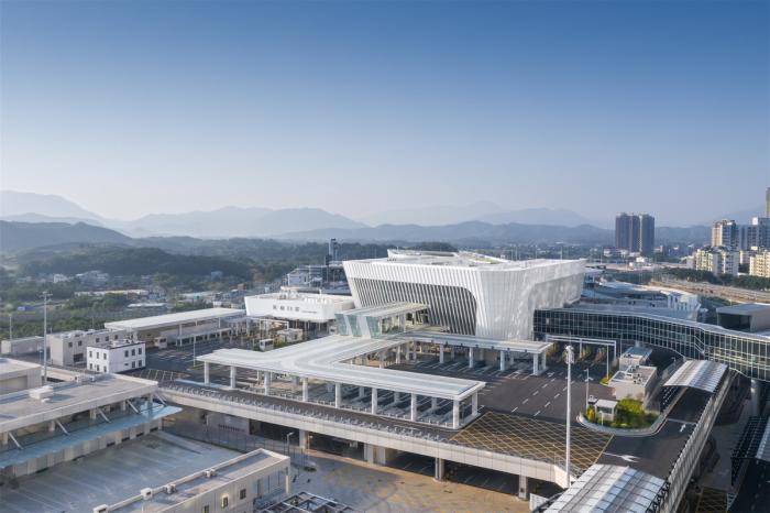 BIM建筑|深圳市莲塘口岸：国内首个“客、货一站式通关”口岸 / 华阳国际设计集团
