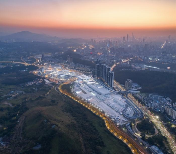 BIM建筑|深圳市莲塘口岸：国内首个“客、货一站式通关”口岸 / 华阳国际设计集团