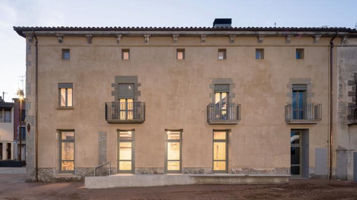 BIM建筑|传统农房与巴洛克建筑风格的融合：“El Mallol” 市民中心更新