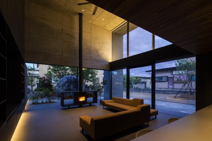 BIM建筑|垂墙半遮，通透借景：日本山形县住宅“SCAPE”