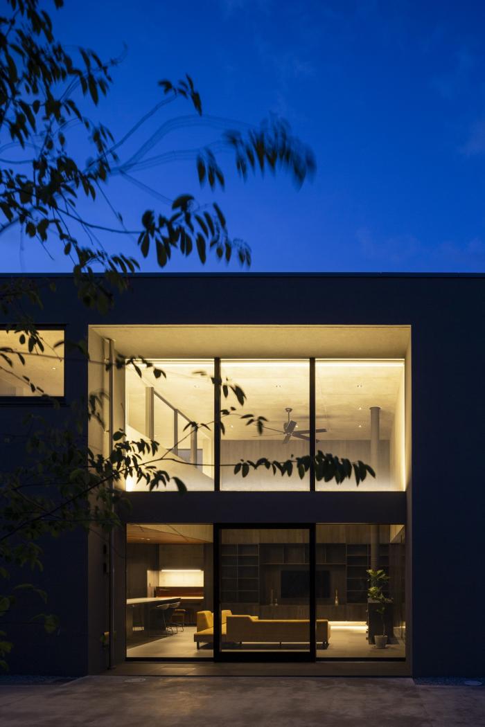 BIM建筑|垂墙半遮，通透借景：日本山形县住宅“SCAPE”