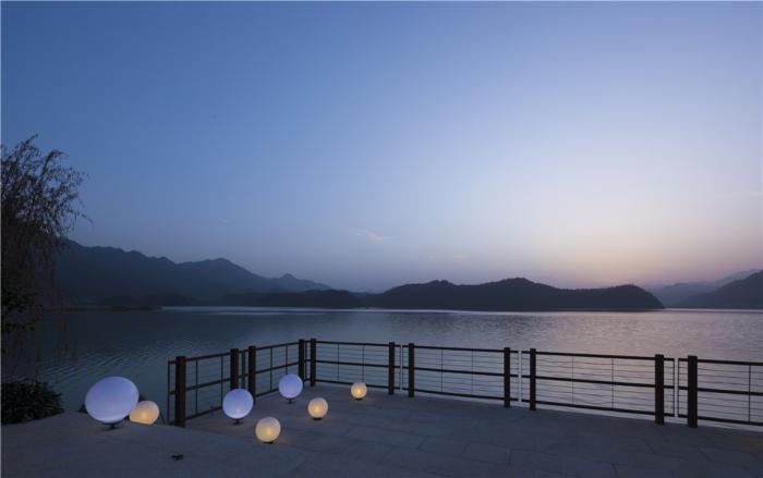 BIM建筑|始于内心，归于自然 - 桐庐康莱德灯光设计 / PROL光石