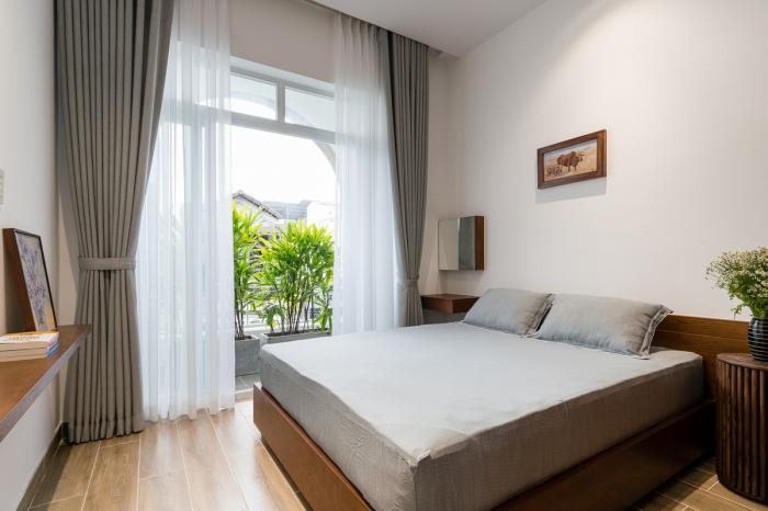 BIM建筑|绿植点缀垂直天井，活力与静谧美感的平衡：越南V别墅