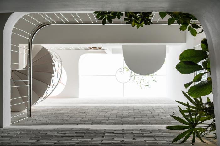 BIM建筑|绿植点缀垂直天井，活力与静谧美感的平衡：越南V别墅