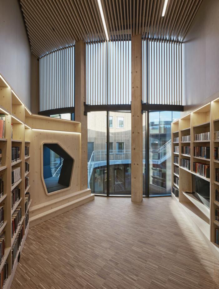 BIM建筑|挪威收藏图书馆：垂直木材编织出柔和立面 / Helen & Hard