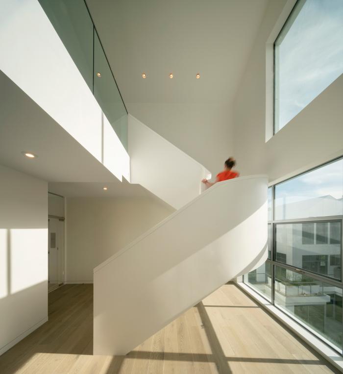 BIM建筑|MAD美国首个项目“比弗利山丘庭院”竣工，“山坡”上的小村庄