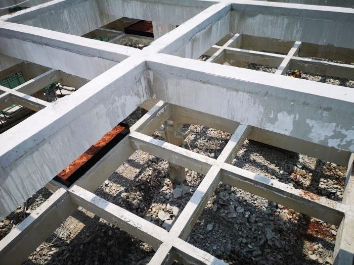 BIM建筑|桥头废墟花园 / 趣城工作室