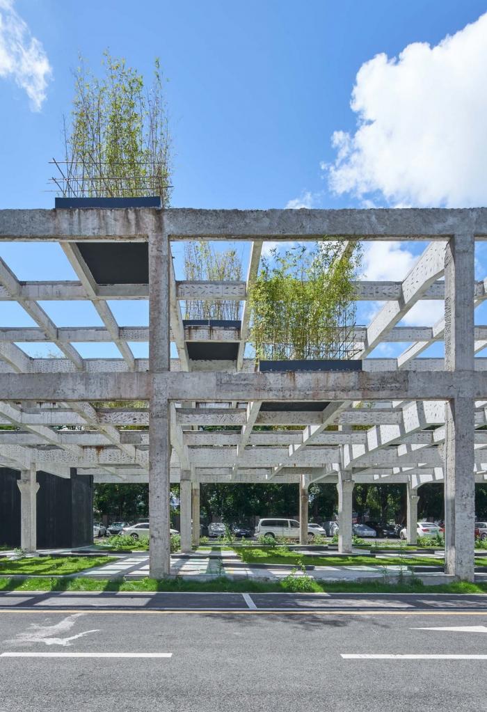BIM建筑|桥头废墟花园 / 趣城工作室