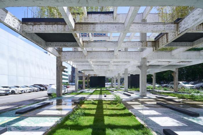 BIM建筑|桥头废墟花园 / 趣城工作室