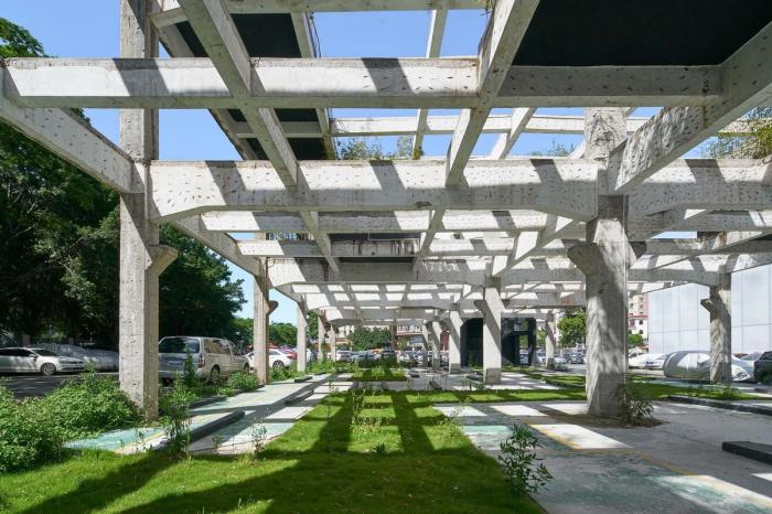 BIM建筑|桥头废墟花园 / 趣城工作室