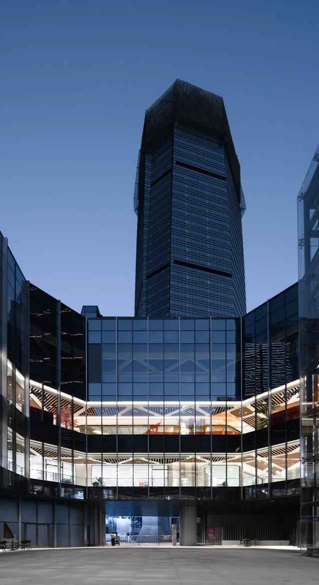 宁波外滩遇见小陆家嘴，绿地中心重塑甬城天际线