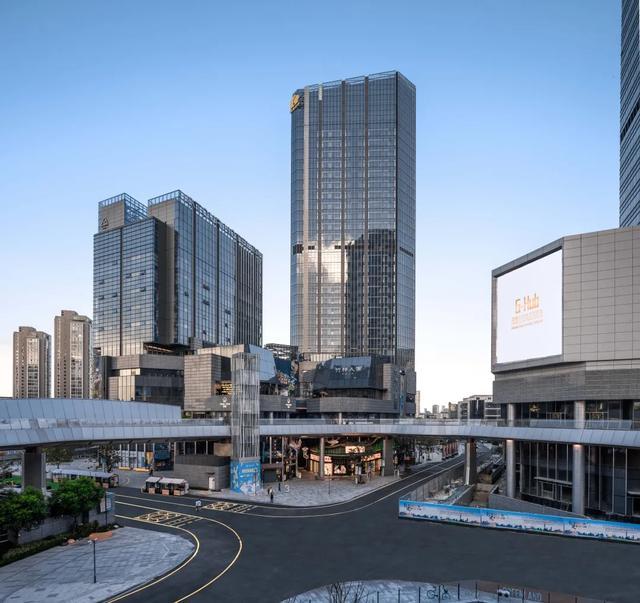 宁波外滩遇见小陆家嘴，绿地中心重塑甬城天际线