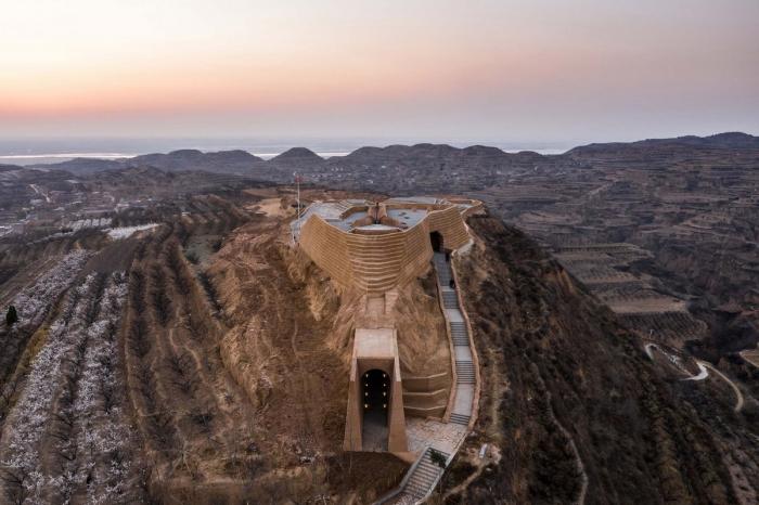 BIM建筑|2019二青会圣火采集点 / URBANUS 都市实践