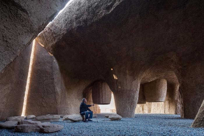 BIM建筑|2019二青会圣火采集点 / URBANUS 都市实践