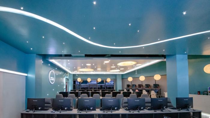 BIM建筑|星空网咖 / 平介设计