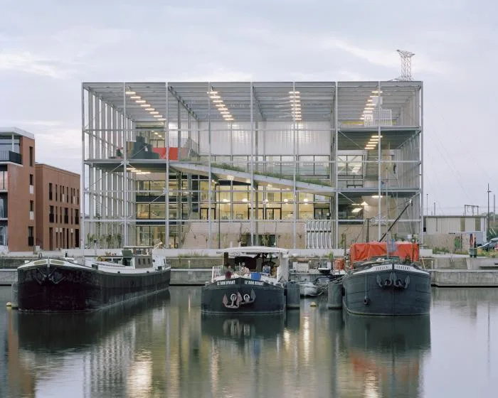 BIM建筑|比利时框架学校：一座活力社区公园 / Xaveer De Geyter Architects