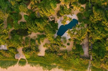 BIM建筑|巴西热带海岸上的“沙屋” / studio MK27-BIM建筑网