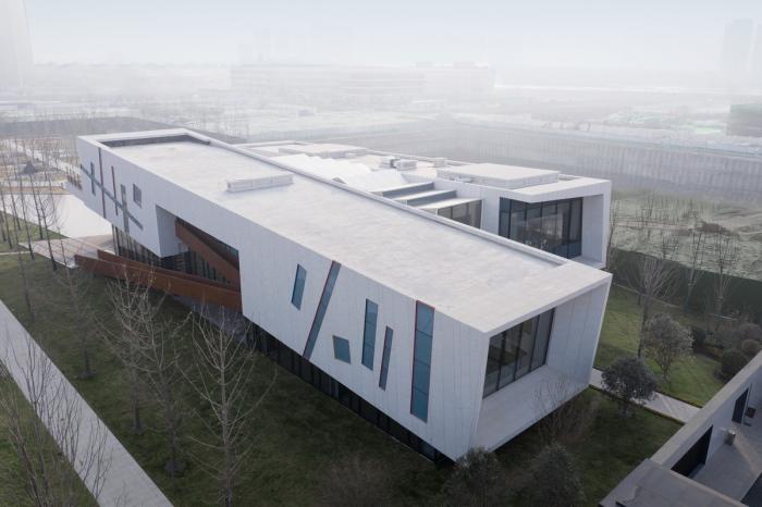 BIM建筑|一幅立体“至上主义”抽象画——西安绿地能源艺术中心 / 上海日清建筑设计