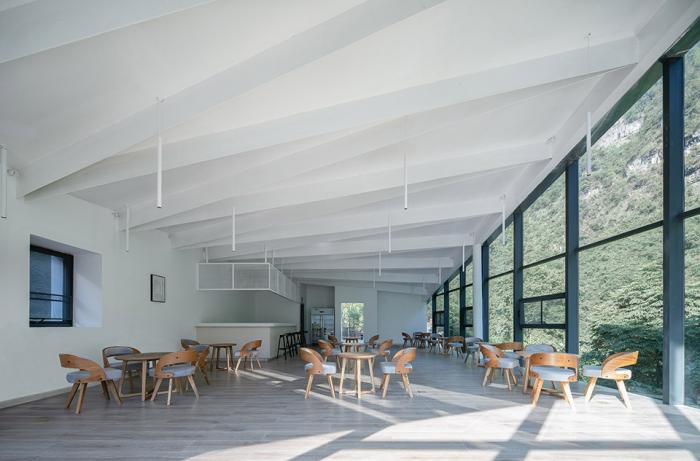 BIM建筑|809兵工厂遗址改造 - 崖顶茶吧 / 三文建筑