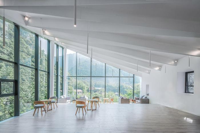 BIM建筑|809兵工厂遗址改造 - 崖顶茶吧 / 三文建筑