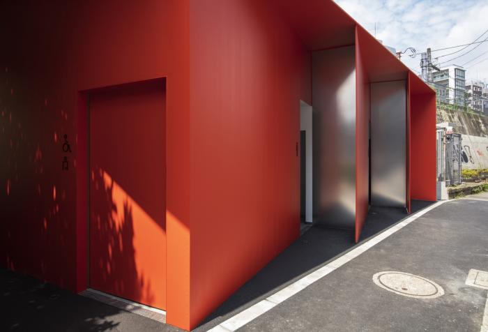 BIM建筑|东京“红色折纸”公厕 / Nao Tamura