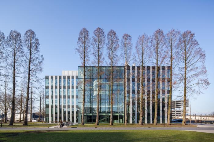 BIM建筑|乌特勒支 Genmab 研发中心 / Cepezed