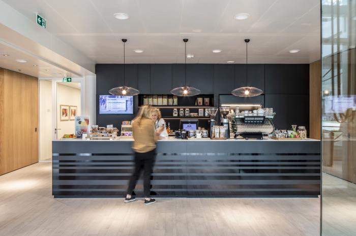 BIM建筑|乌特勒支 Genmab 研发中心 / Cepezed