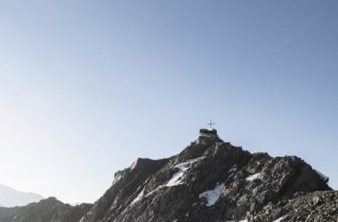 BIM建筑|奥茨山巅观景台 / noa*-BIM建筑网