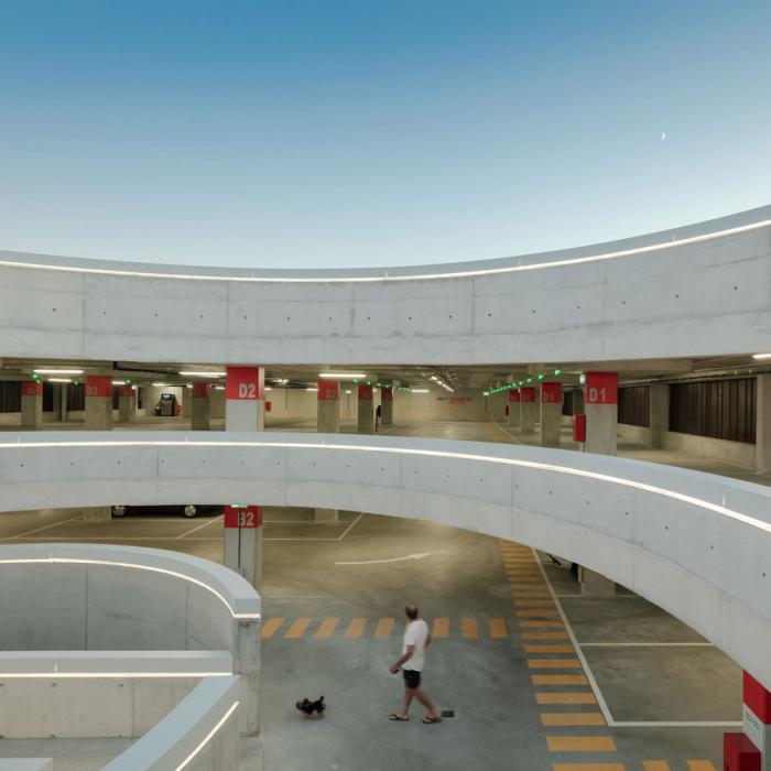 BIM建筑|旋转的地下“陀螺”：汽车公园“Caldeiroa” / Pitagoras Group