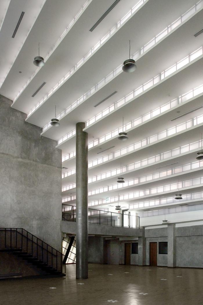 BIM建筑|泰国农业部金禧年博物馆，“倾倒”的大楼 / Plan Architect