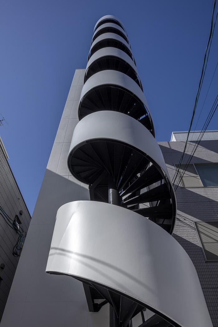 BIM建筑|广岛“螺旋”酒店，挑战35㎡场地的狭长极限 / CAPD