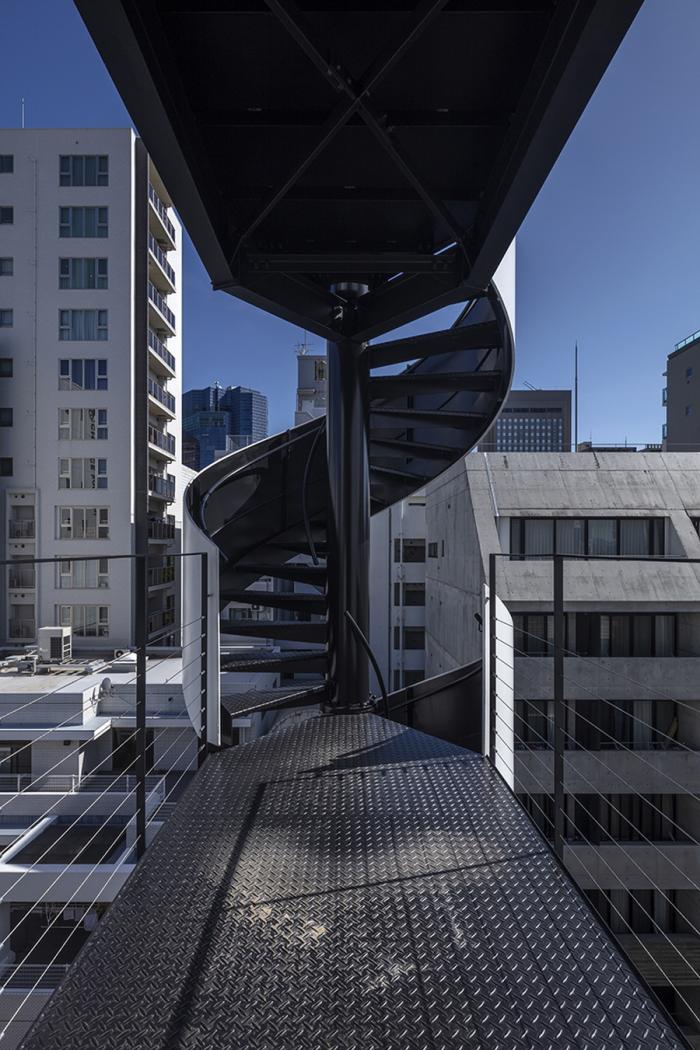 BIM建筑|广岛“螺旋”酒店，挑战35㎡场地的狭长极限 / CAPD