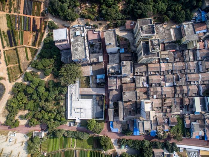 BIM建筑|深港“城市/建筑双年展”光明展厅 / 立方设计