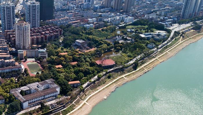 BIM建筑|华润西园悦府生活馆 / 立方设计