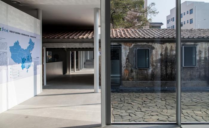 BIM建筑|深港“城市/建筑双年展”光明展厅 / 立方设计