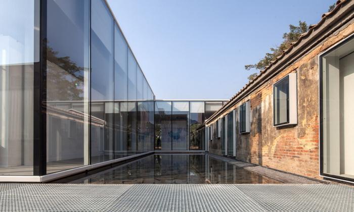 BIM建筑|深港“城市/建筑双年展”光明展厅 / 立方设计