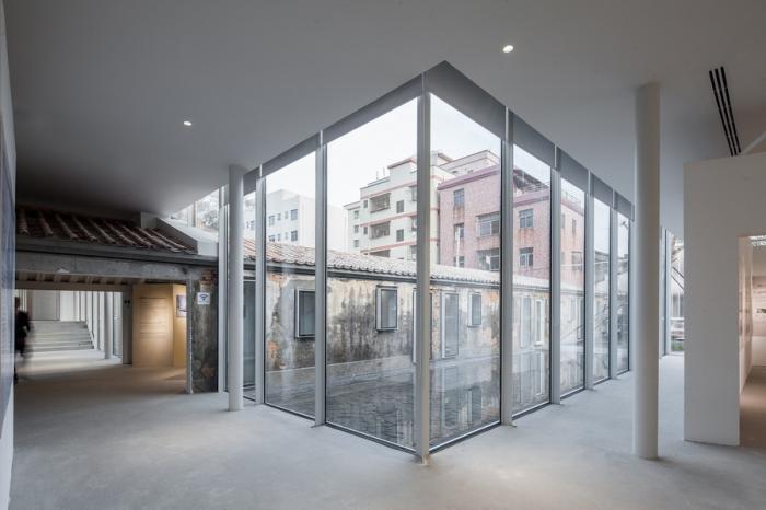 BIM建筑|深港“城市/建筑双年展”光明展厅 / 立方设计