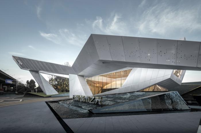 BIM建筑|武汉万科城市之光展示中心 / 上海天华建筑设计