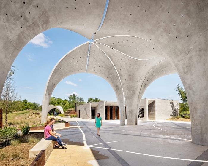 BIM建筑|混凝土“花瓣”展亭——汇流公园 / Lake|Flato Architects