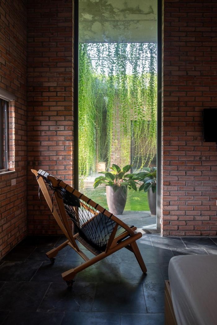 BIM建筑|闲赏庭院，静观游鱼：越南绿幕住宅 / HGAA