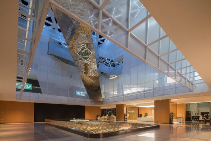 BIM建筑|荒野上的汉白玉——水发·信息小镇产业展示中心 / aoe|事建组