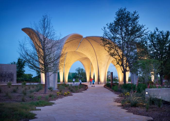 BIM建筑|混凝土“花瓣”展亭——汇流公园 / Lake|Flato Architects