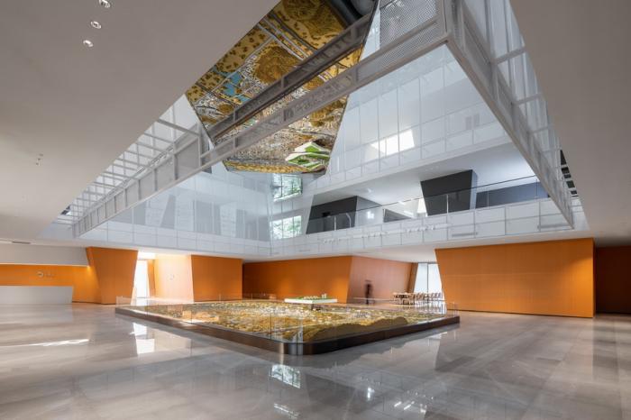 BIM建筑|荒野上的汉白玉——水发·信息小镇产业展示中心 / aoe|事建组