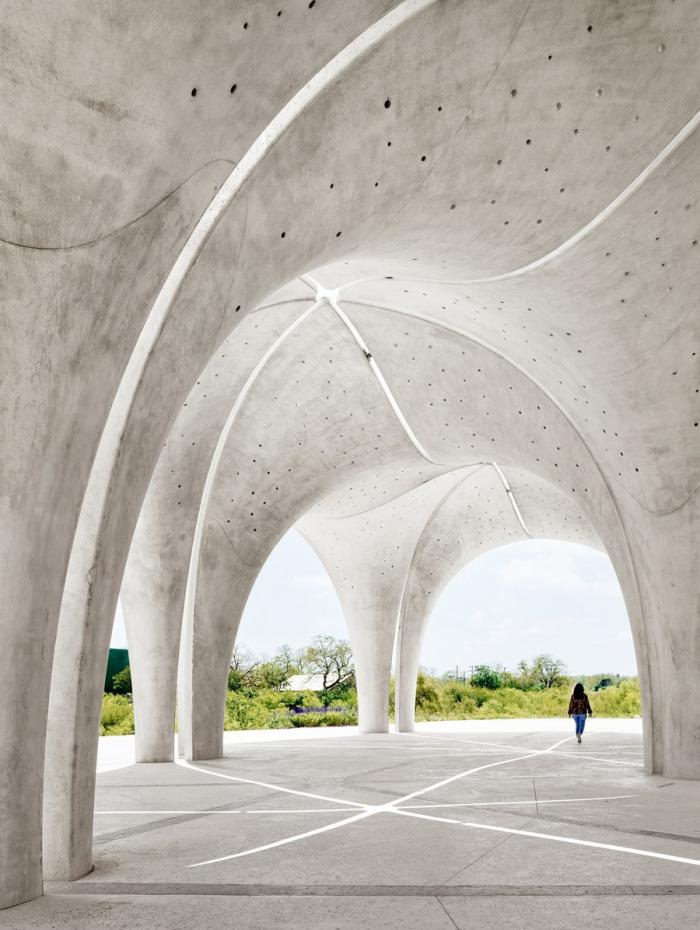 BIM建筑|混凝土“花瓣”展亭——汇流公园 / Lake|Flato Architects