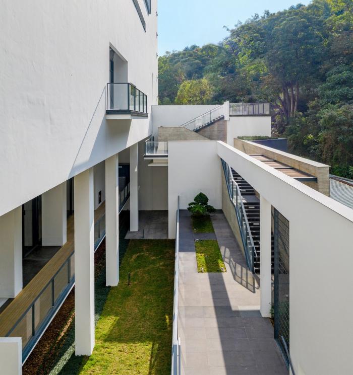 BIM建筑|错位咬合，营造光影院落——车公庙体育馆 / 建筑署