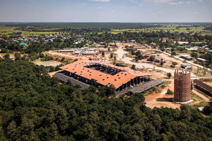 BIM建筑|“大象世界”艺术文化庭院 / Bangkok Project Studio